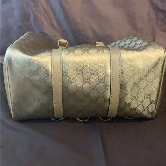 Gucci gorgeous shiny gold purse - Picture 7 of 14